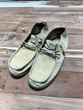 REEF Men's Cushion Coast Mid SE Tan Suede Moc Toe Shoes Size 13